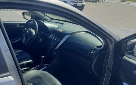 Hyundai Solaris II рестайлинг, 2014 год, 700 000 рублей, 4 фотография