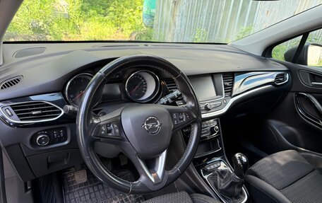 Opel Astra K, 2019 год, 1 270 000 рублей, 5 фотография