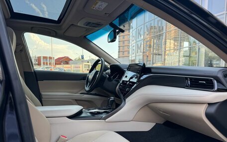 Toyota Camry, 2022 год, 2 800 000 рублей, 13 фотография