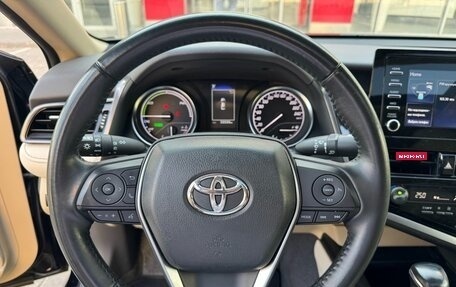 Toyota Camry, 2022 год, 2 800 000 рублей, 11 фотография