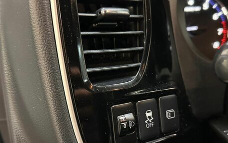 Mitsubishi Outlander III рестайлинг 3, 2013 год, 1 099 000 рублей, 11 фотография