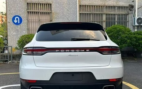 Porsche Macan I рестайлинг, 2021 год, 3 700 000 рублей, 5 фотография
