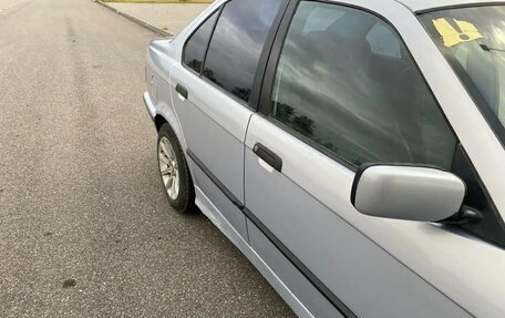 BMW 3 серия, 1992 год, 220 000 рублей, 4 фотография
