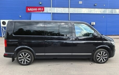 Volkswagen Multivan T6 рестайлинг, 2021 год, 9 600 000 рублей, 9 фотография