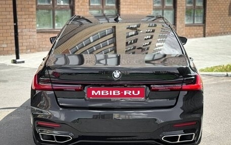 BMW 7 серия, 2015 год, 4 100 000 рублей, 7 фотография