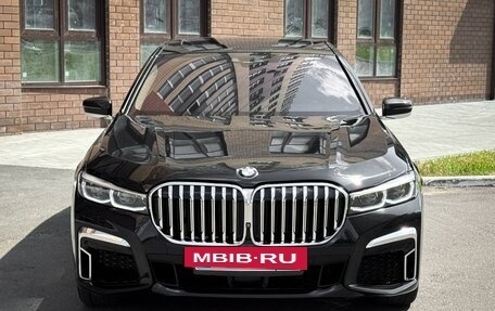 BMW 7 серия, 2015 год, 4 100 000 рублей, 2 фотография