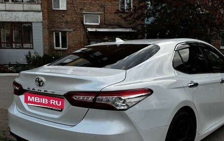 Toyota Camry, 2019 год, 2 850 000 рублей, 3 фотография