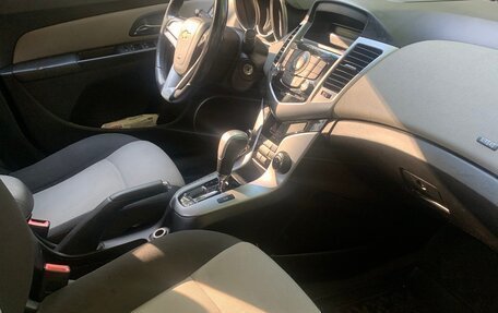Chevrolet Cruze II, 2011 год, 565 000 рублей, 7 фотография