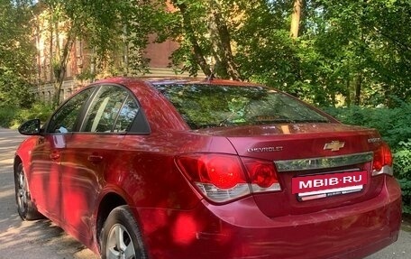 Chevrolet Cruze II, 2011 год, 565 000 рублей, 3 фотография