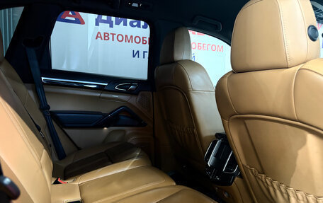 Porsche Cayenne III, 2013 год, 2 397 000 рублей, 23 фотография