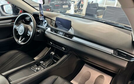 Mazda 6, 2018 год, 2 099 999 рублей, 13 фотография