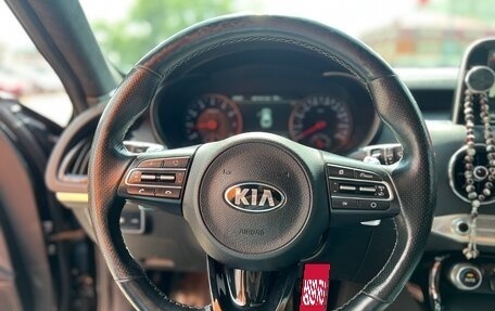 KIA Stinger I, 2018 год, 2 600 000 рублей, 9 фотография