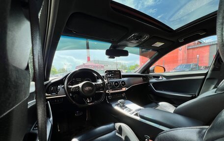 KIA Stinger I, 2018 год, 2 600 000 рублей, 13 фотография