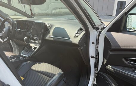 Renault Scenic IV, 2019 год, 1 799 000 рублей, 15 фотография