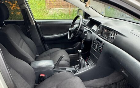 Toyota Corolla, 2006 год, 680 000 рублей, 10 фотография