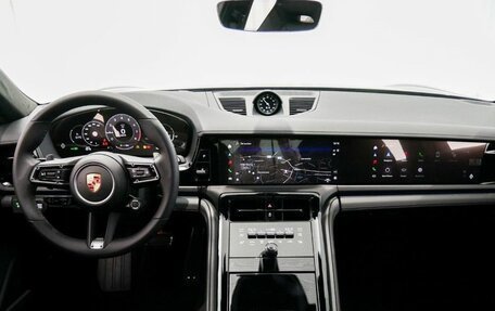 Porsche Panamera, 2025 год, 29 490 000 рублей, 13 фотография