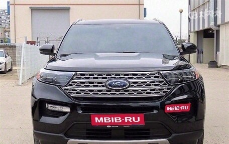 Ford Explorer VI, 2022 год, 2 256 000 рублей, 1 фотография