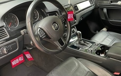 Volkswagen Touareg III, 2012 год, 2 400 000 рублей, 1 фотография