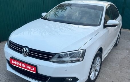 Volkswagen Jetta VI, 2012 год, 1 200 000 рублей, 1 фотография