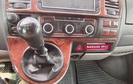 Volkswagen Transporter T5 рестайлинг, 2012 год, 1 950 000 рублей, 3 фотография