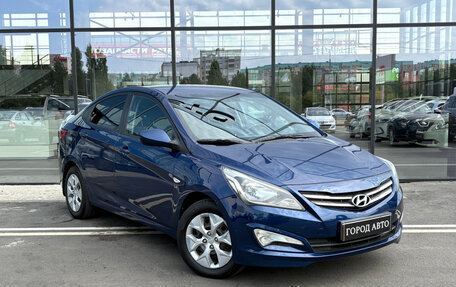 Hyundai Solaris II рестайлинг, 2015 год, 897 000 рублей, 3 фотография