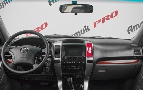 Toyota Land Cruiser Prado 120 рестайлинг, 2008 год, 2 200 000 рублей, 11 фотография