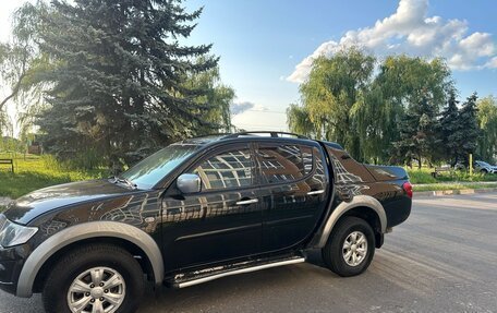Mitsubishi L200 IV рестайлинг, 2011 год, 1 050 000 рублей, 4 фотография