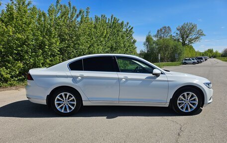 Volkswagen Passat B8 рестайлинг, 2016 год, 2 145 000 рублей, 11 фотография