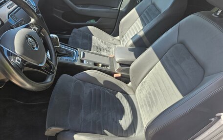 Volkswagen Passat B8 рестайлинг, 2016 год, 2 145 000 рублей, 14 фотография