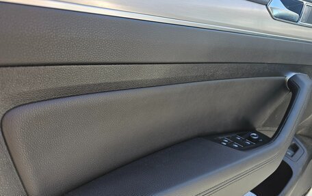 Volkswagen Passat B8 рестайлинг, 2016 год, 2 145 000 рублей, 19 фотография