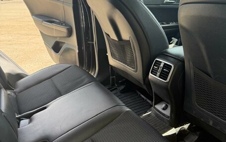 KIA Sportage IV рестайлинг, 2019 год, 2 000 000 рублей, 7 фотография