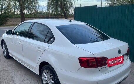 Volkswagen Jetta VI, 2012 год, 1 200 000 рублей, 2 фотография
