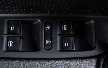 Volkswagen Touareg III, 2012 год, 1 997 000 рублей, 12 фотография