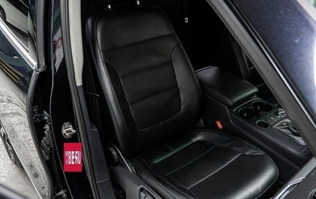 Volkswagen Touareg III, 2012 год, 1 997 000 рублей, 16 фотография