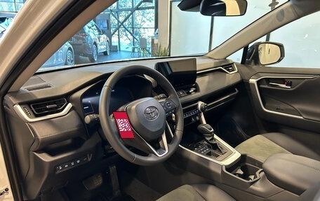Toyota RAV4, 2025 год, 4 175 000 рублей, 16 фотография