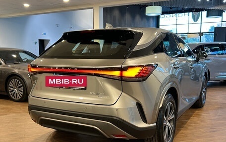 Lexus RX IV рестайлинг, 2025 год, 7 600 000 рублей, 4 фотография