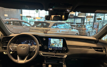 Lexus RX IV рестайлинг, 2025 год, 7 600 000 рублей, 26 фотография