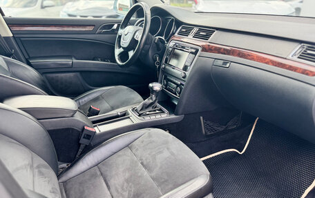 Skoda Superb III рестайлинг, 2011 год, 1 199 000 рублей, 16 фотография
