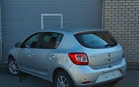 Renault Sandero II рестайлинг, 2015 год, 739 000 рублей, 5 фотография
