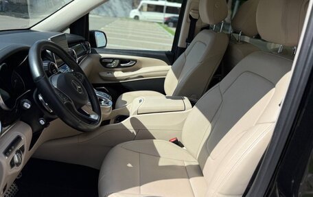 Mercedes-Benz V-Класс, 2019 год, 5 600 000 рублей, 13 фотография
