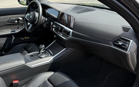 BMW 3 серия, 2021 год, 4 050 000 рублей, 18 фотография