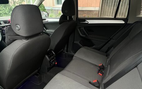 Volkswagen Tiguan II, 2021 год, 2 700 000 рублей, 13 фотография