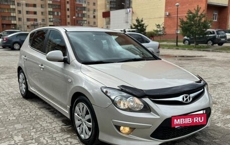 Hyundai i30 I, 2011 год, 800 000 рублей, 2 фотография