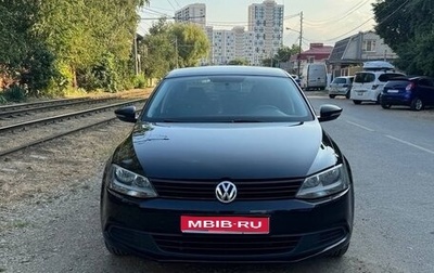 Volkswagen Jetta VI, 2013 год, 1 090 000 рублей, 1 фотография