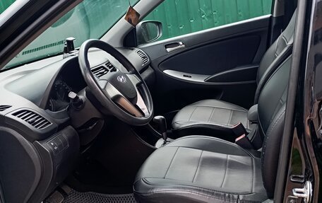 Hyundai Solaris II рестайлинг, 2016 год, 1 100 000 рублей, 3 фотография
