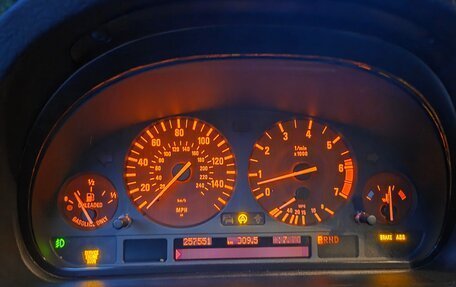 BMW X5, 2001 год, 720 000 рублей, 3 фотография