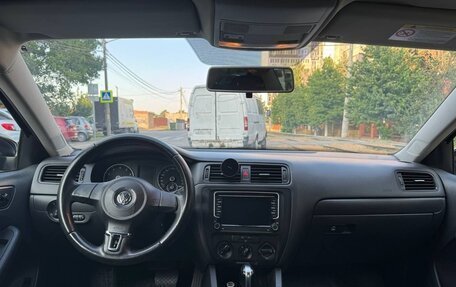 Volkswagen Jetta VI, 2013 год, 1 090 000 рублей, 11 фотография