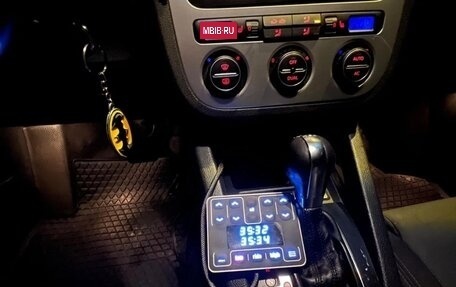 Volkswagen Scirocco III рестайлинг, 2009 год, 1 300 000 рублей, 8 фотография
