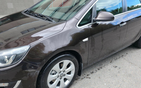 Opel Astra J, 2013 год, 900 000 рублей, 3 фотография