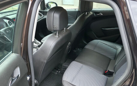 Opel Astra J, 2013 год, 900 000 рублей, 10 фотография